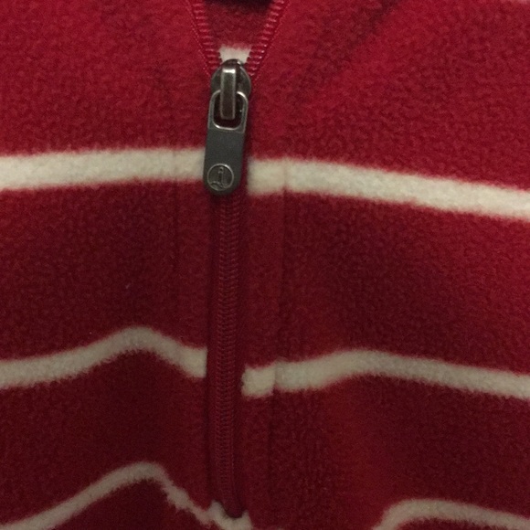 Lands end red and white fleece pullover, warm cozy - Picture 3 of 3